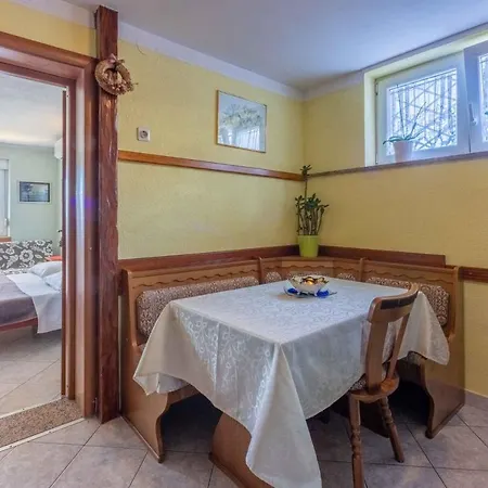 Apartamento In Crikvenica 42250